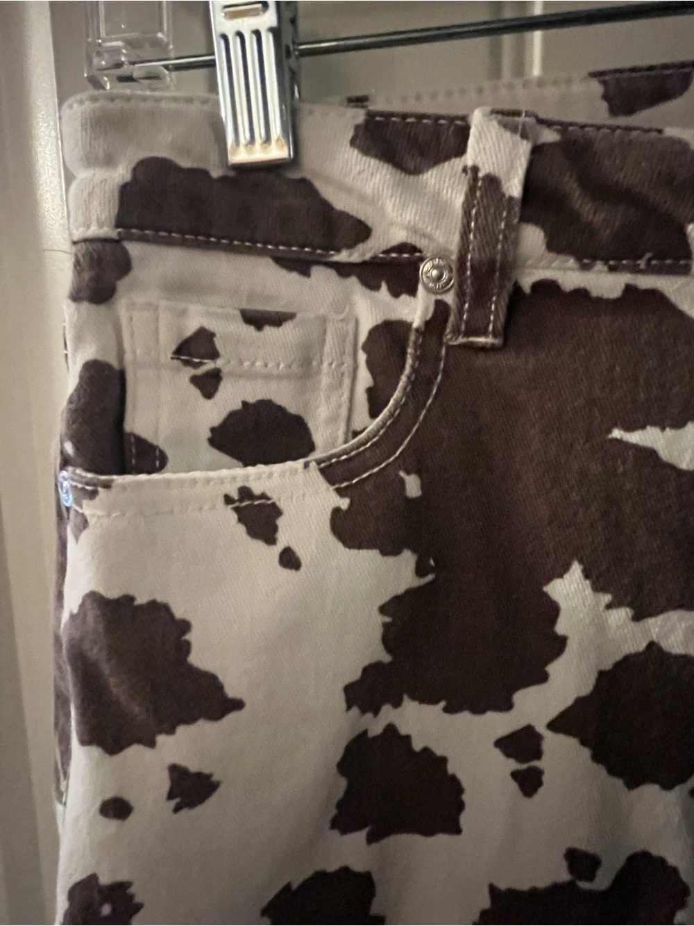 Cali 1850 Los Angeles Cow Print Wide Leg Jean - Brown and White, size 3 - Picture 2 of 11
